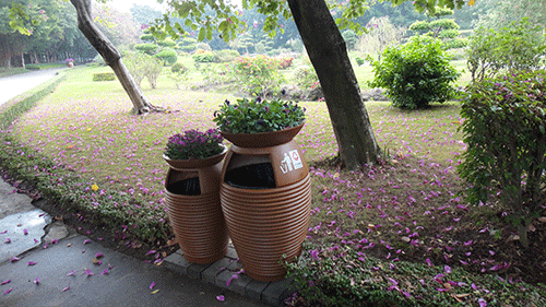  汕頭玻璃鋼花盆垃圾桶，點(diǎn)綴公園好環(huán)境。